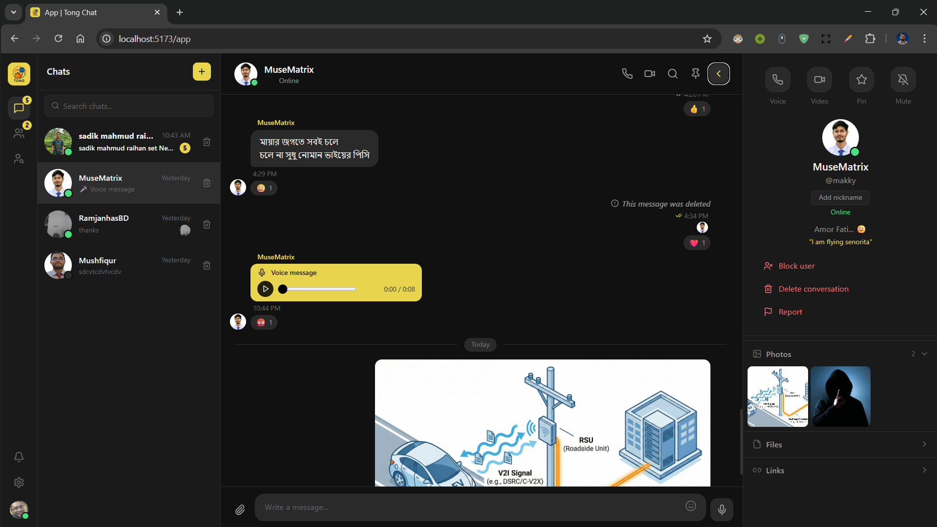 Tong Chat interface